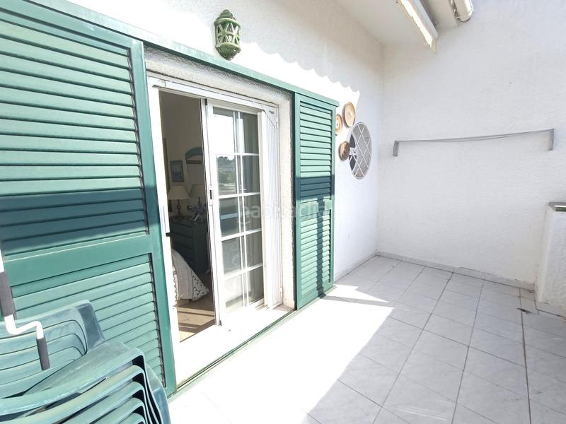 Foto 6acb76b6-b0f7-480d-9ddd-1557a68f0ee1. Casa a schiera con parcheggio piscina in Cunit residencial Cunit
