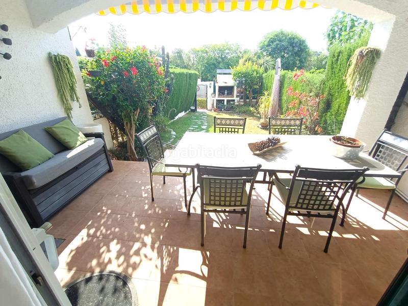 Foto aad73e95-e03a-4688-9c53-99e968760c5e. Casa a schiera con parcheggio piscina in Cunit residencial Cunit