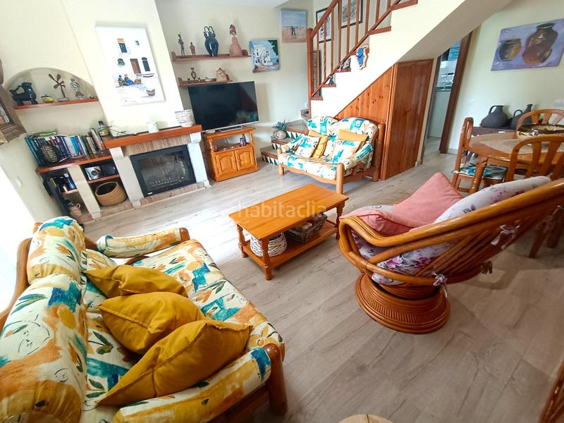 Foto cc8c3055-e6f8-47f4-8521-734334a58020. Casa a schiera con parcheggio piscina in Cunit residencial Cunit