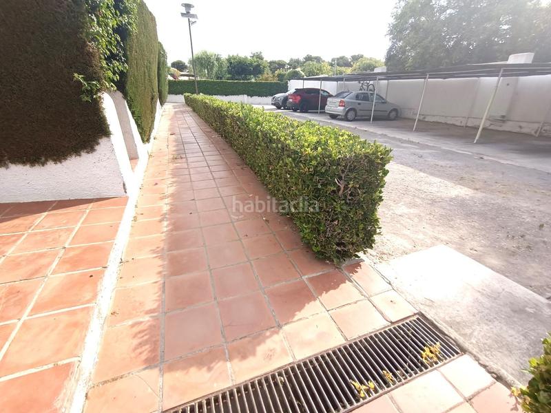 Foto f20047dc-2b09-470c-8eca-3ace02e8ab2f. Casa a schiera con parcheggio piscina in Cunit residencial Cunit