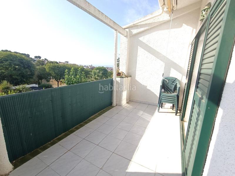 Foto fc85ff81-efa7-4604-9562-f5c08506488a. Casa a schiera con parcheggio piscina in Cunit residencial Cunit