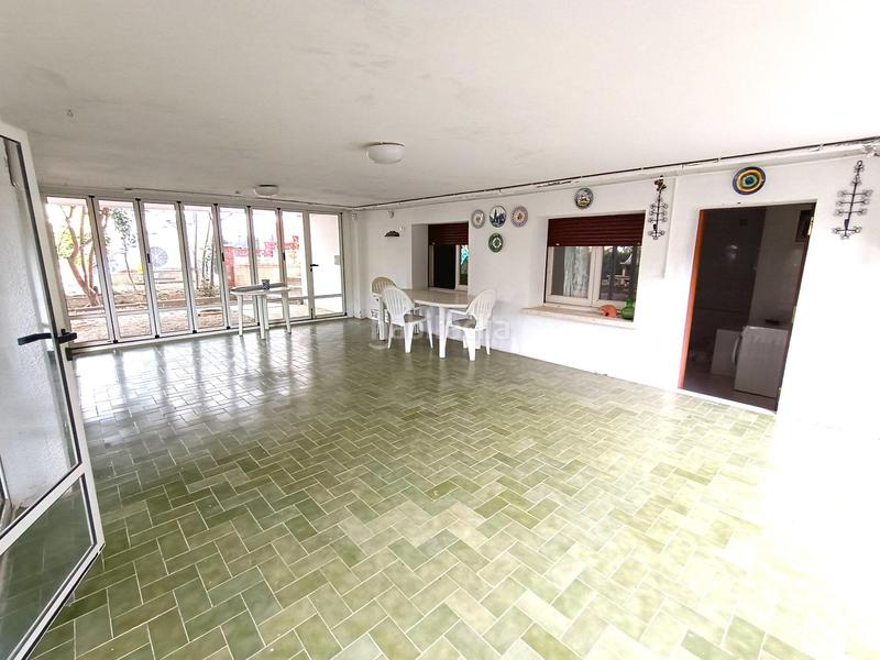 Foto 1da5c6b4-de37-453e-a77a-64955fde8903. Chalet impresionante chalet independiente con ascensor residencial en Cunit