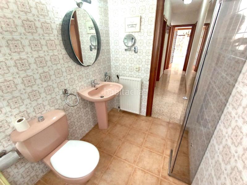Foto 57fa18c3-81b7-4108-bd6c-038ae290122f. Chalet impresionante chalet independiente con ascensor residencial en Cunit