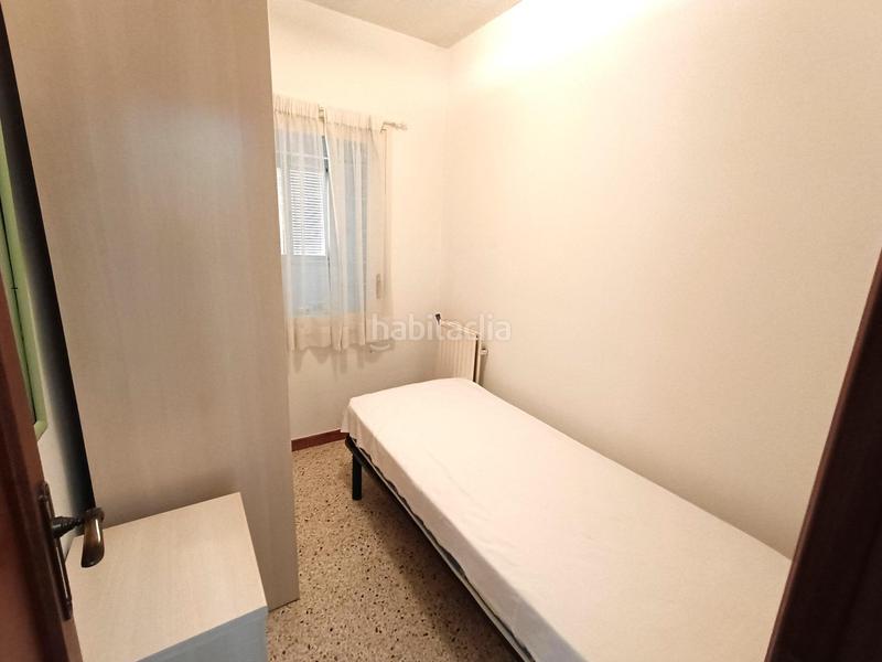 Foto 8de35b3e-0867-4721-b08e-f2fb35875900. Chalet impresionante chalet independiente con ascensor residencial en Cunit