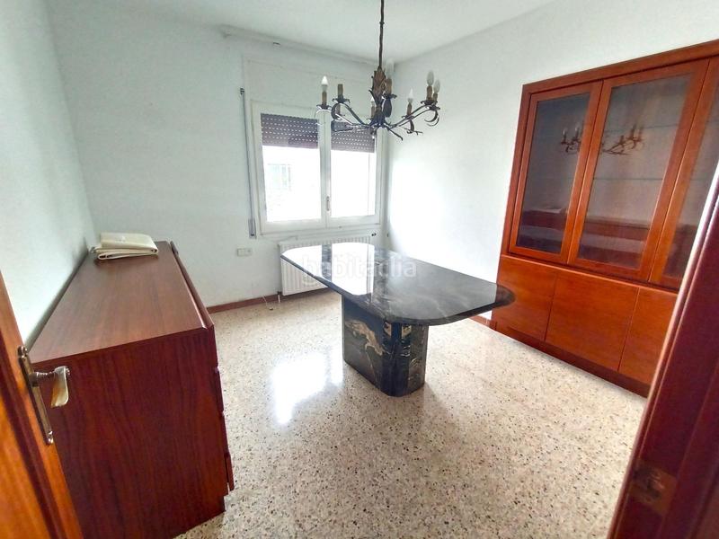Foto 90df6d95-031b-4236-b255-1ebd1c5dd453. Chalet impresionante chalet independiente con ascensor residencial en Cunit