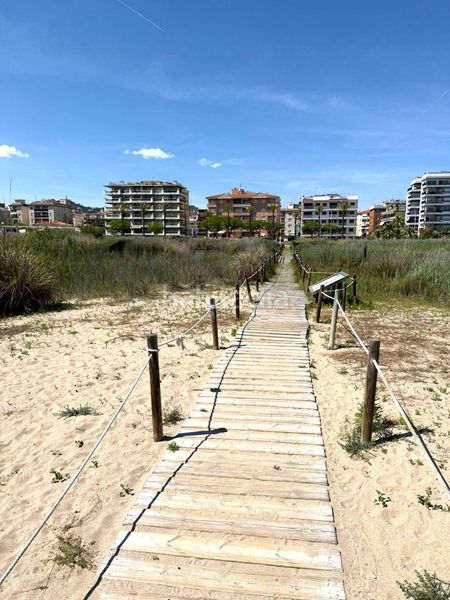 Foto fd1dc7c2-f8ff-44a2-af29-30aed62e3516. Pis amb aparcament a Segur Platja Segur de Calafell