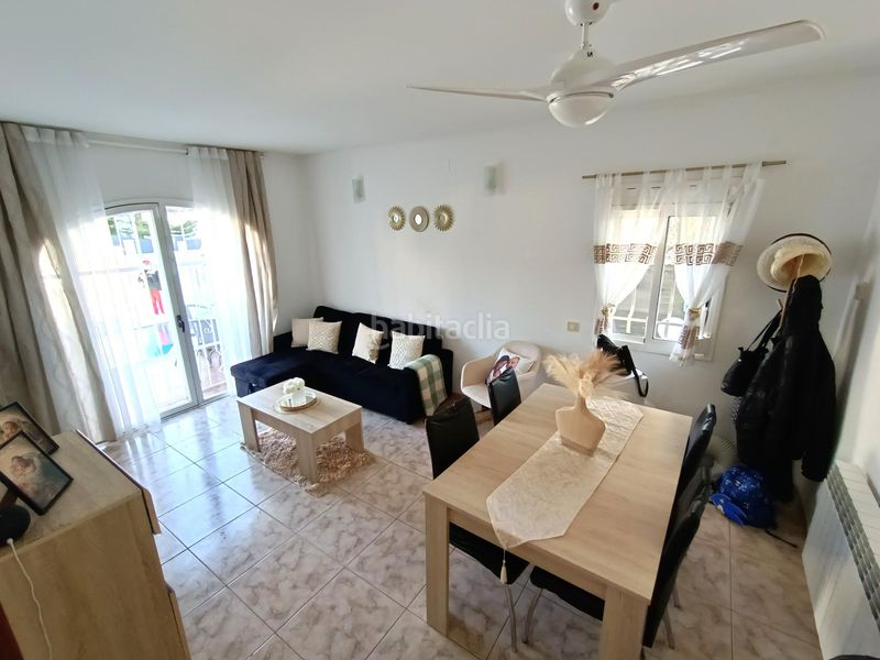 Foto 0cc5143c-e86b-40a0-a258-bfa246e88447. Chalet  independiente con piscina y vistas al mar residencial en Cunit