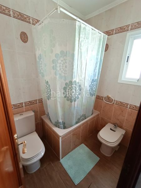 Foto 4ce0fd1e-dc48-423f-b444-31a2a0fcee20. Chalet  independiente con piscina y vistas al mar residencial en Cunit