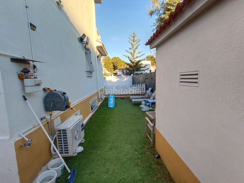 Foto 56903d51-7ff9-4e4b-b089-4b717cc88466. Chalet  independiente con piscina y vistas al mar residencial en Cunit