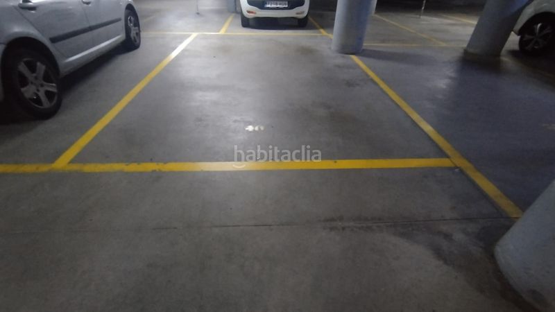 Foto 8729ff86-2314-40db-966d-5863f9dd8fde. Aparcament cotxe a eix onze de setembre 25 a El Sucre-El Nadal Vic