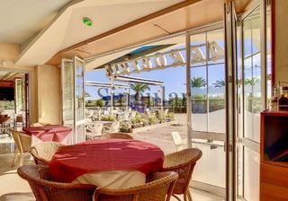 Geschäftsraum  Passeig maritim. Traspaso del restaurante bravo en la zona de lestartit
