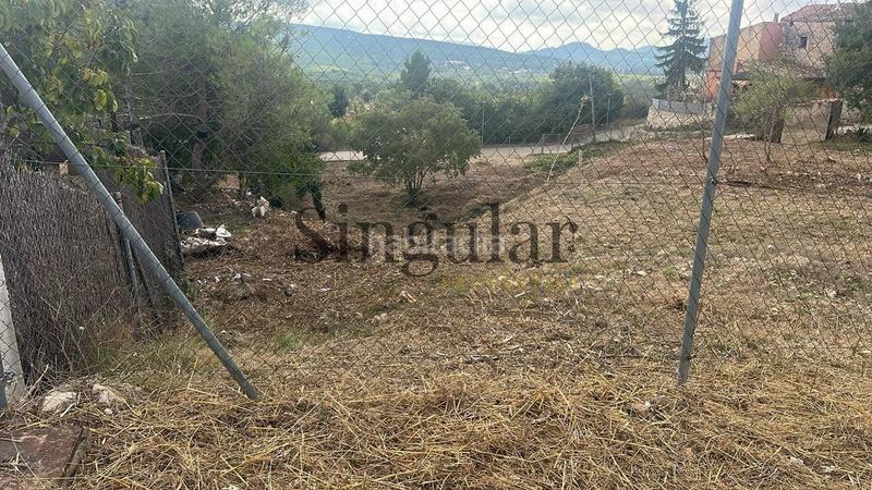 Foto 4f49d486-65ca-44b4-a252-87e0e979edc2. Terrain résidentiel dans Pontons