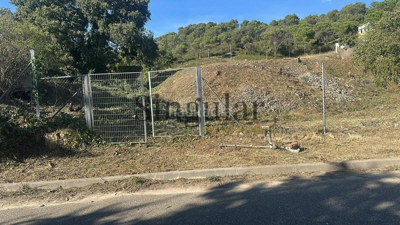 Foto 6bf5c8fe-8dd5-4c14-bb9c-21624ebd3f3d. Terrain résidentiel dans Pontons