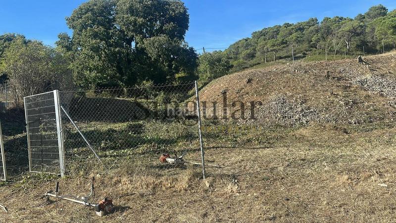 Foto f62bd7d5-c73a-44ca-a947-21943bb370d6. Terrain résidentiel dans Pontons