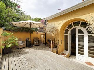 Casa  Carrer roca i batlle. Casa con encanto y gran jardn
