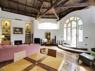 Maison  Carrer roca i batlle. Casa con encanto y gran jardín