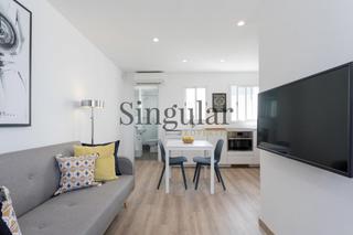 Ático  Nou de la rambla. Ático en ciutat vella próximo a las ramblas