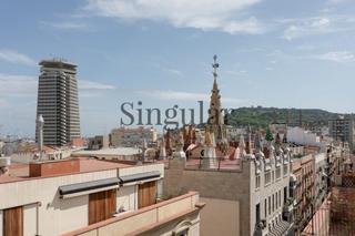 Ático  Nou de la rambla. Ático en ciutat vella próximo a las ramblas