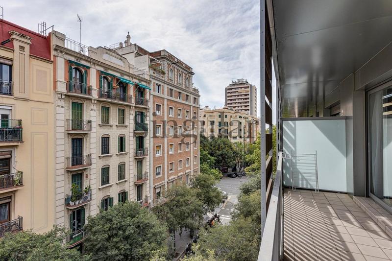 Foto 1d83409b-0d43-4e10-8c31-289d067ccd15. Alquiler piso  con terraza y piscina comunitaria en el barrio de sagrada familia en Barcelona