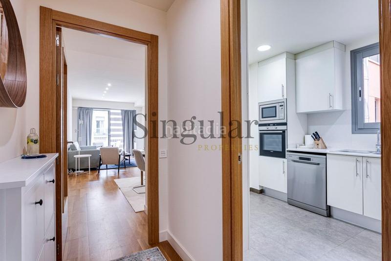 Foto 6b9a3827-d313-4a7f-9855-f87d55606df9. Alquiler piso  con terraza y piscina comunitaria en el barrio de sagrada familia en Barcelona
