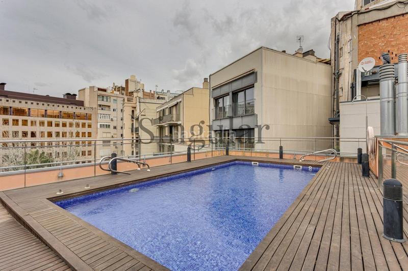 Foto bfbe37a4-1ec5-423a-9805-01f61e1930f1. Alquiler piso  con terraza y piscina comunitaria en el barrio de sagrada familia en Barcelona