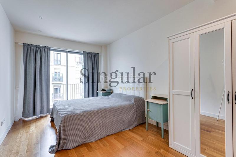 Foto e8bb7c31-f975-4802-b0f8-5132a55b56e3. Alquiler piso  con terraza y piscina comunitaria en el barrio de sagrada familia en Barcelona