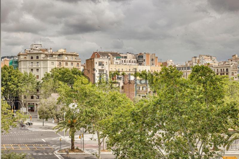 Foto fd21833b-3994-4213-a464-a2518e2e1a45. Alquiler piso  con terraza y piscina comunitaria en el barrio de sagrada familia en Barcelona