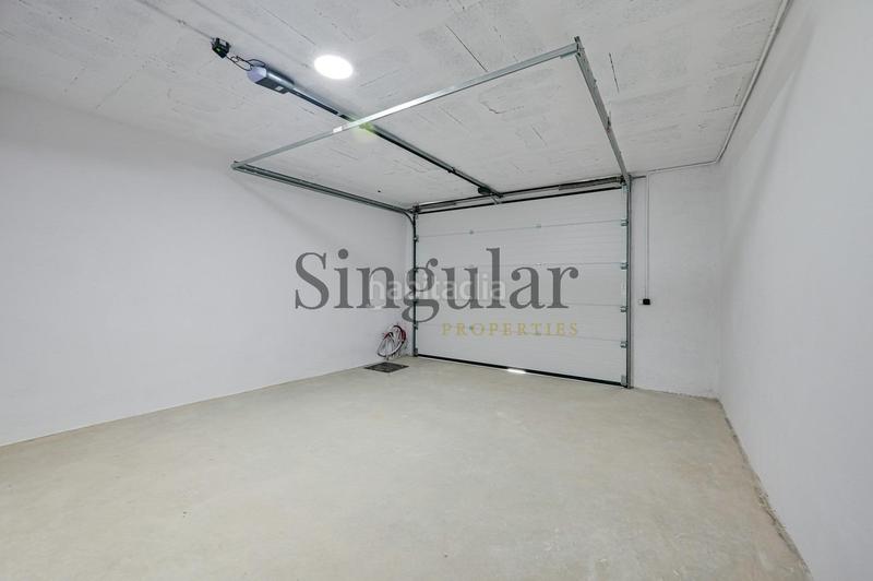 Foto 3ac800ff-1a7f-4012-ac1a-48da3b5d8f53. Casa adosada descubre tu nuevo hogar en el cautivador casa adosada con garaje privado en Llers