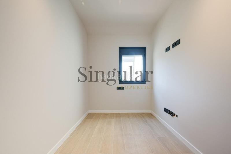 Foto ad242909-7a90-4f4e-a36f-b32351c130cb. Casa adosada descubre tu nuevo hogar en el cautivador casa adosada con garaje privado en Llers