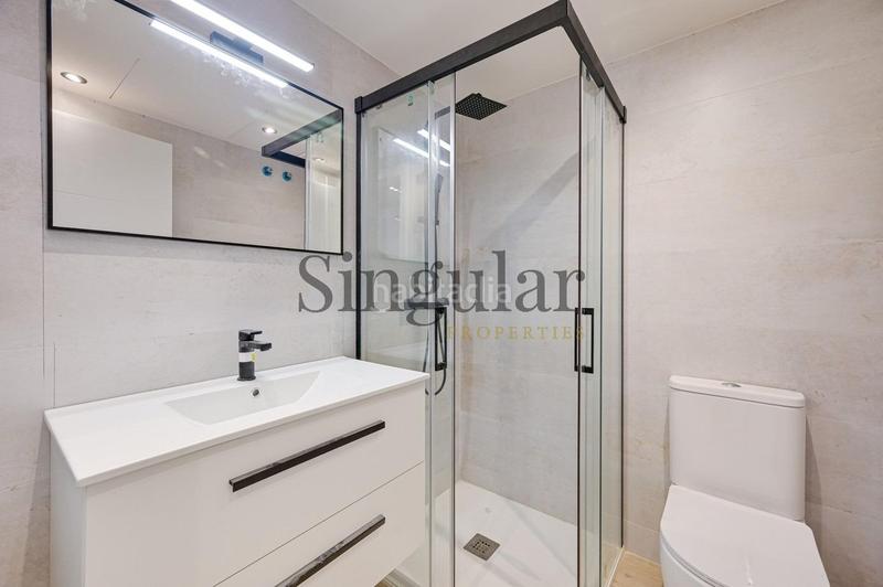 Foto fe1c5557-ce9c-44ba-b351-5d4339ec022c. Casa adosada descubre tu nuevo hogar en el cautivador casa adosada con garaje privado en Llers