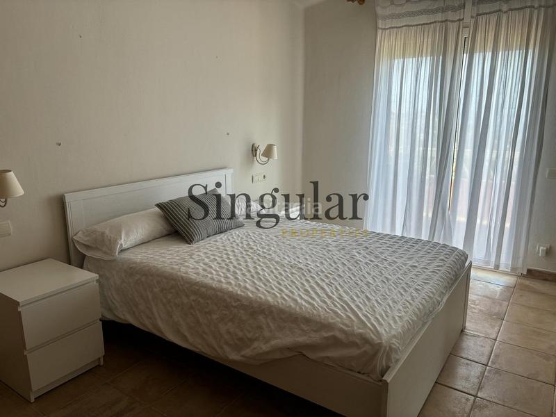 Foto 155b7f6f-9765-45ee-a942-aae53a835d15. Casa  adosada esquinera con jardín, piscina y vistas panorámicas al mar en sa riera en Begur