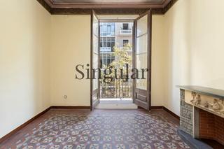 Piso  Calle mallorca. Vivienda en finca regia junto rambla catalunya con terraza