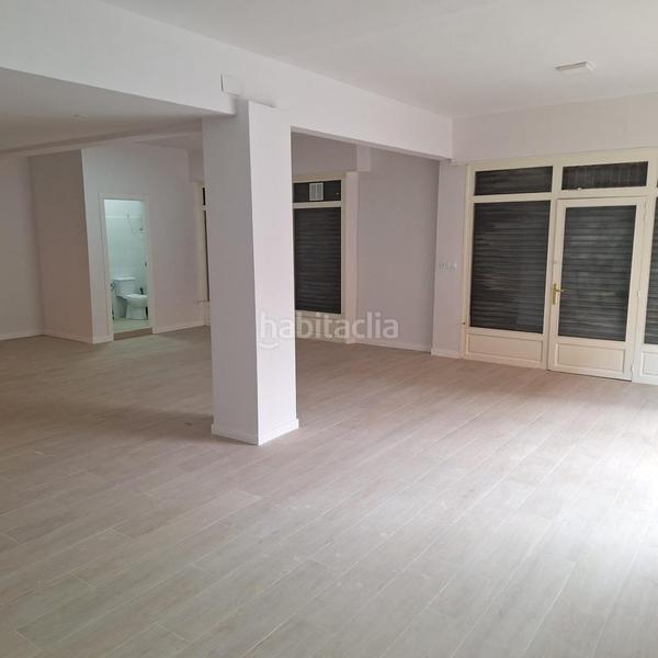 Foto f391915e-9335-4ed1-a051-bb452e79a9c5. Locale commerciale in Manlleu