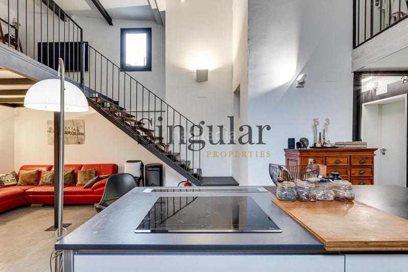 Foto cde7a3c6-8c0d-4c25-8307-e56d5e5ec5cb. Business premise in Poblenou Barcelona