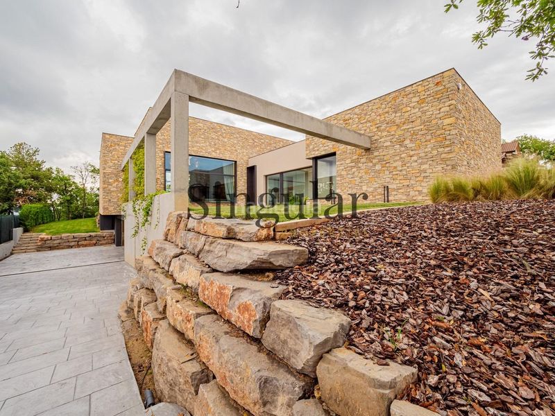 Foto 97e37d1a-b36f-45d7-adf3-5ce24ef45381. Casa amb aparcament a Taradell