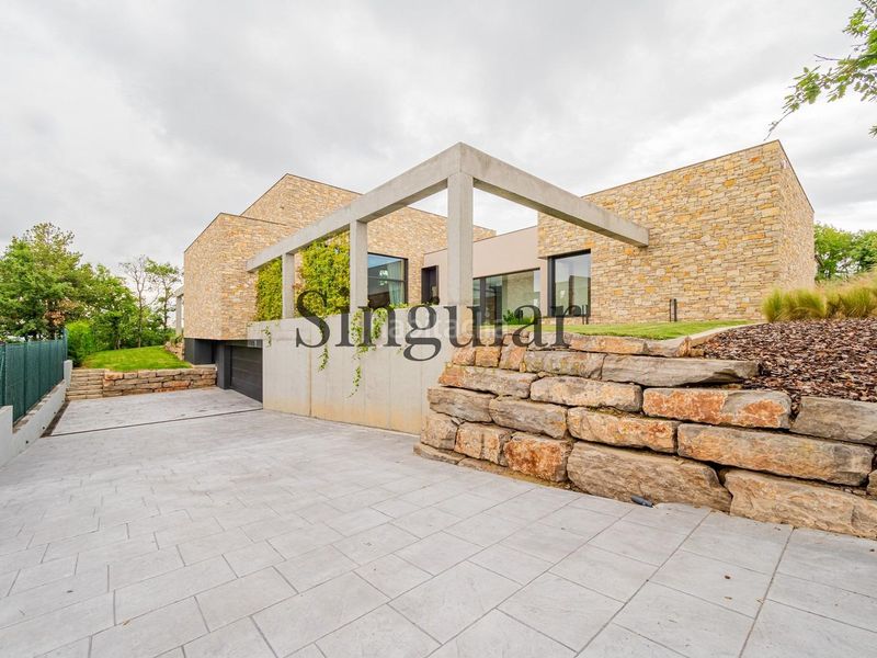 Foto d79fa172-4271-4868-988b-53f47e8fd3e6. Casa amb aparcament a Taradell