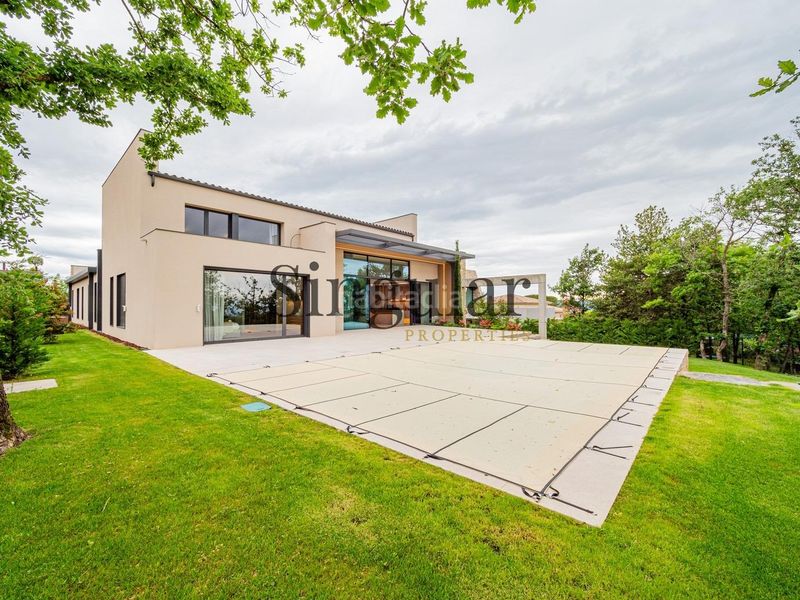 Foto f3d64bdf-4171-4992-a430-cdc12f0e6b6f. Casa amb aparcament a Taradell