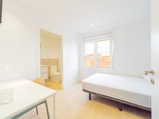 Rent Flat  Rambla del passeig. Lloguer de habitacions per universitaris