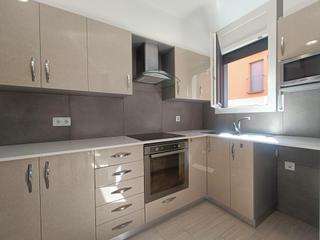 Flat  De la mancomunitat. Pis en venda de 3 habitacions  noms per inversors  sta eullia