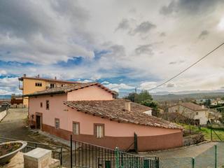 Country house  Jacint verdaguer. Casa tipus masia amb mil metres de terreny a vilanova de sau