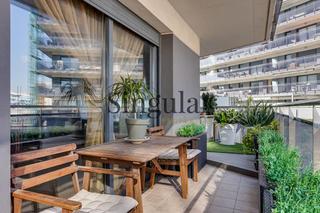 Pis  Passeig marítim. Piso en primera línea de mar con terraza y vistas
