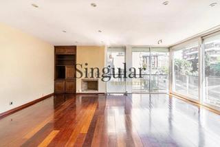 Pis  General mitre. Vivienda en tres torres