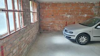 Rent Car parking  De roma. Plaça daparcament en lloguer a lavinguda roma de manlleu
