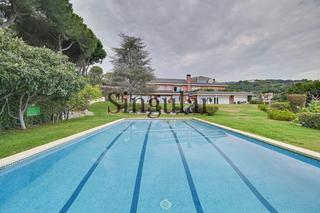 Chalet  Carrer carrer dels bessots. Villa de lujo en sant andreu de llavaneres