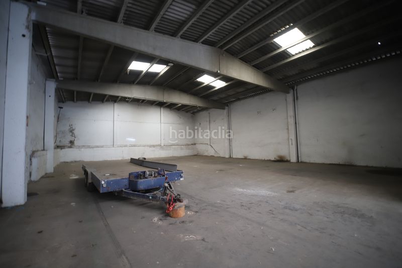 Foto b4288304-4655-44fd-bd43-345c49a67962. Industrial building in Manlleu