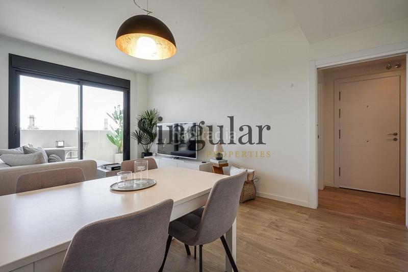 Foto 2c2e6e6f-f5b3-4ec3-88ed-e75a618f4c0f. Attico con riscaldamento parcheggio piscina in La Catalana Sant Adrià de Besòs