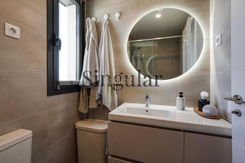 Foto b676f6cb-4baf-452c-bedc-0b1b5d0940d6. Attico con riscaldamento parcheggio piscina in La Catalana Sant Adrià de Besòs