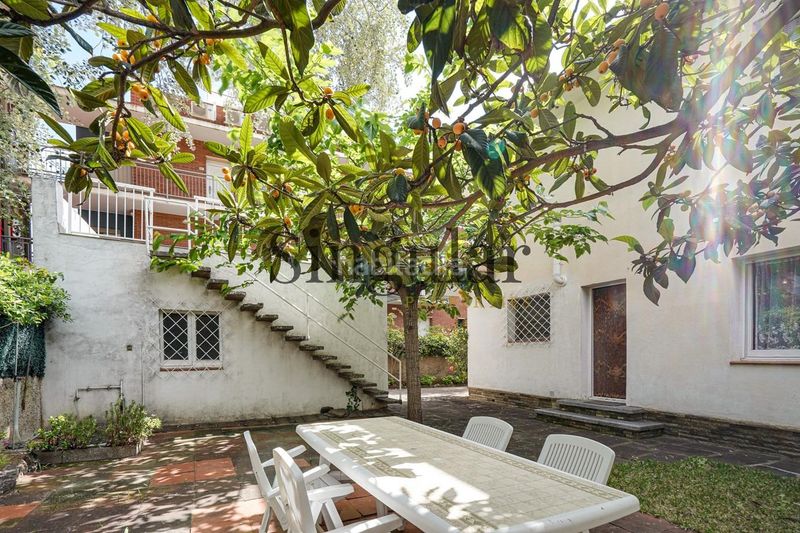 Foto 4dfe34ac-3608-4a10-97ef-41d63bfd2b87. Casa amb aparcament a Lluminetes Castelldefels