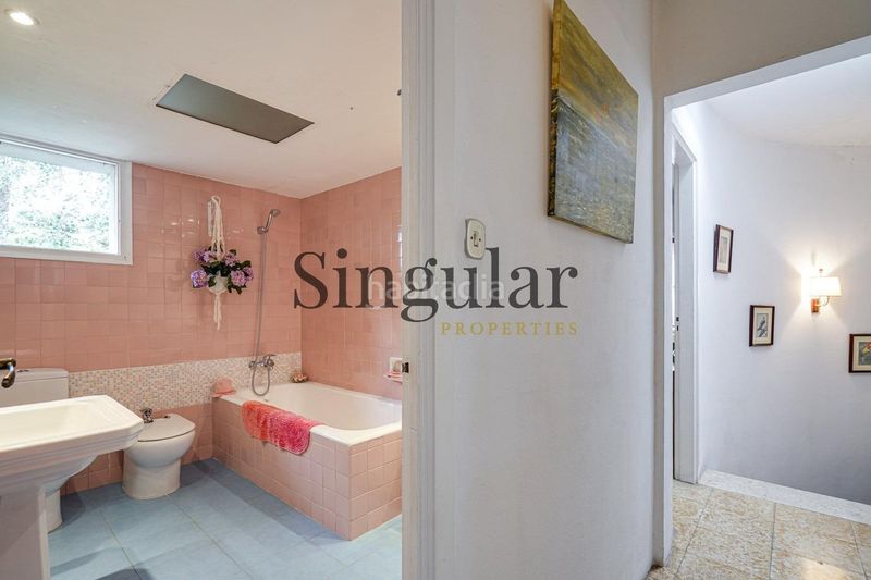 Foto 66ff73e8-cd8e-43f4-a0b0-089405e70976. Casa amb aparcament a Centre Castelldefels