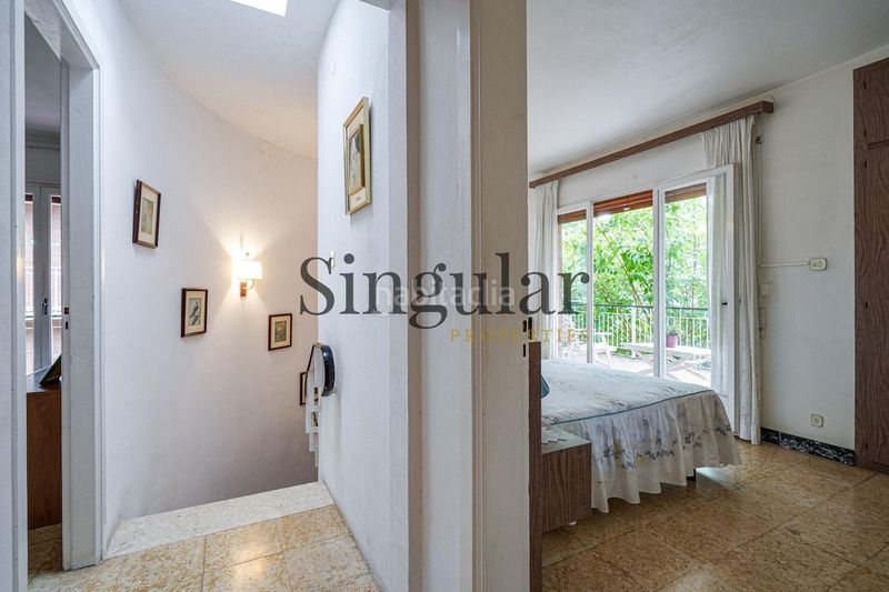 Foto 8d45ae7c-08a3-469a-966e-f045833addee. Casa amb aparcament a Centre Castelldefels